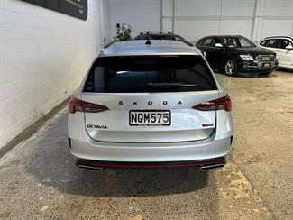 2021 Skoda Octavia - Thumbnail