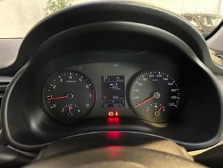 2018 Kia Rio - Thumbnail