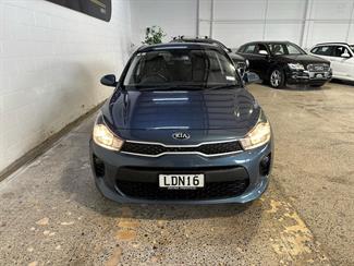 2018 Kia Rio - Thumbnail