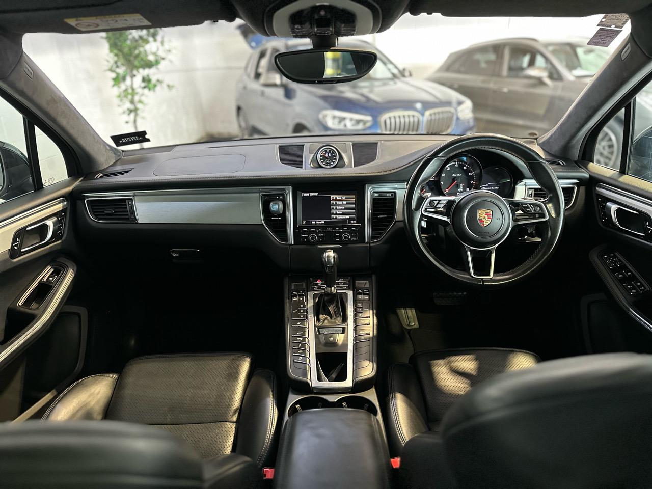 2014 Porsche Macan