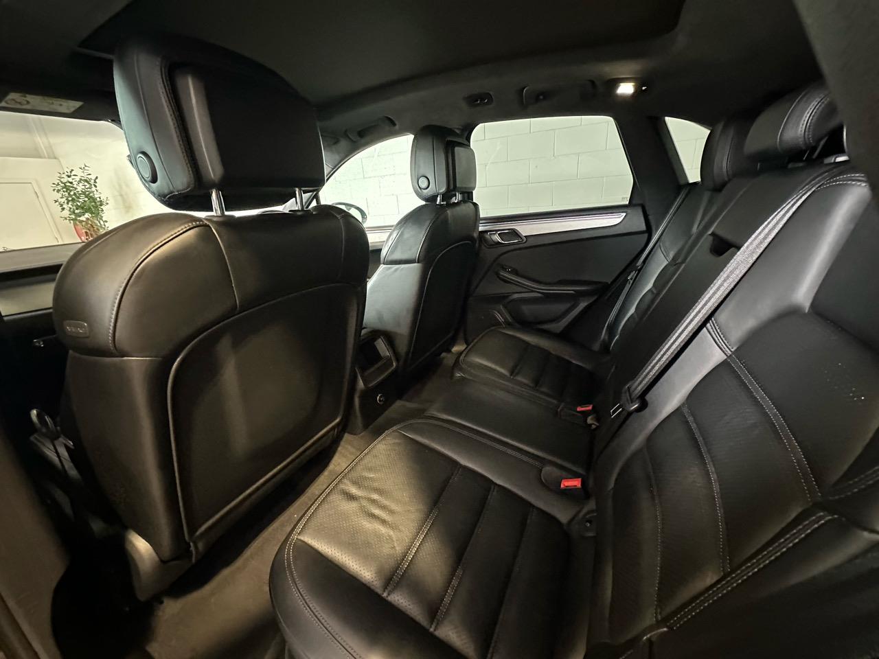 2014 Porsche Macan
